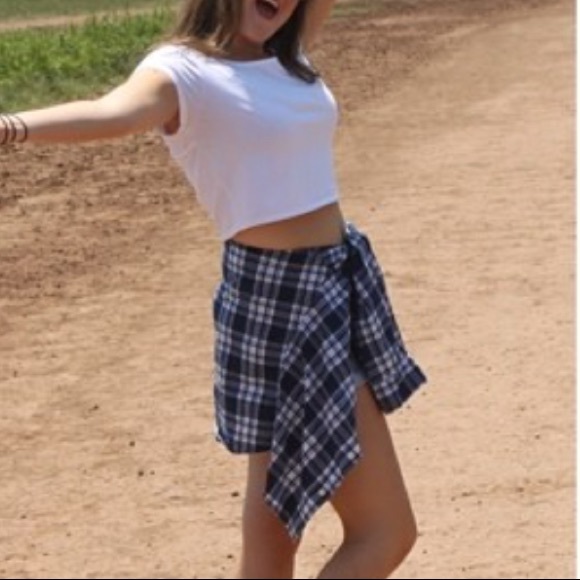 American Eagle | White Crop Top | XL - Picture 5 of 5